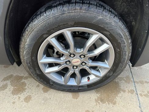 Used 2022 GMC Terrain SLT AWD/4WD image 8