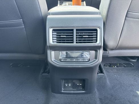 New 2025 Volkswagen Atlas SEL Premium R-Line image 25