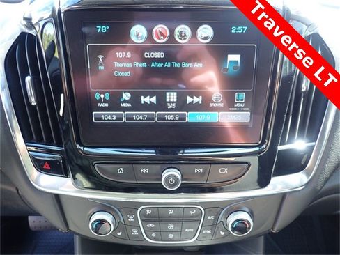 Used 2018 Chevrolet Traverse LT w/ LPO, Floor Liner Package image 30