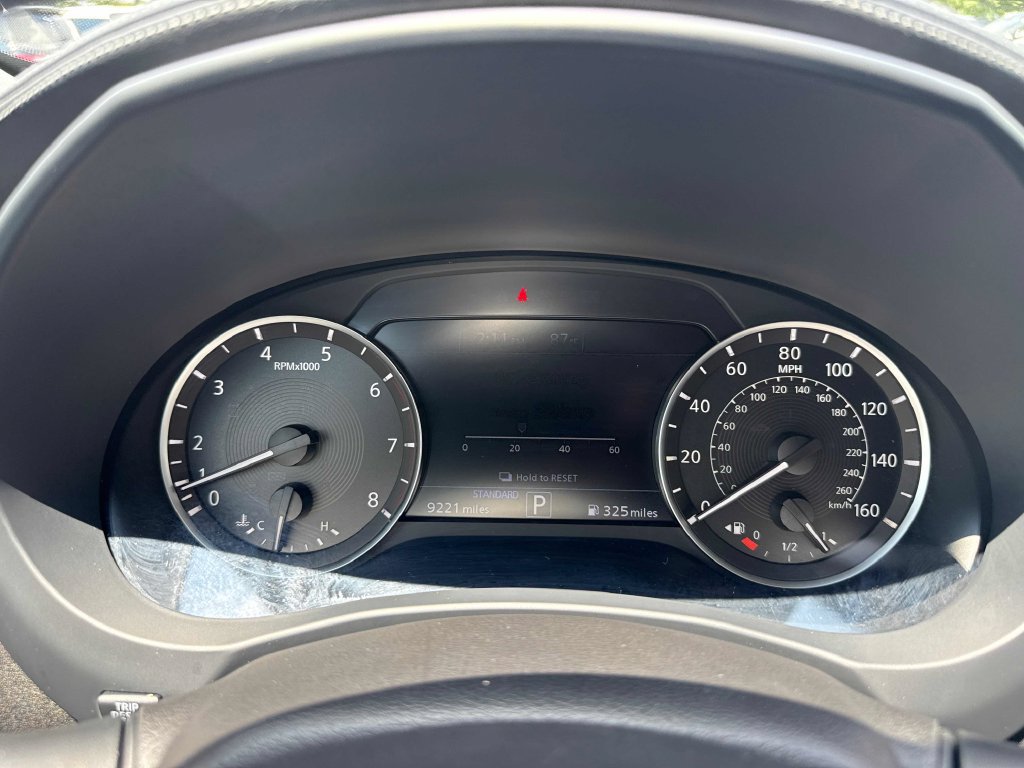 Used 2025 INFINITI QX50 Luxe AWD/4WD image 16