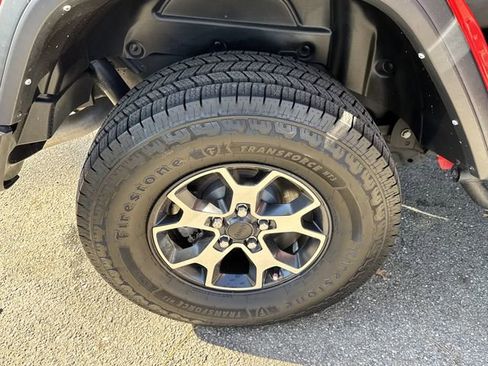 Used 2022 Jeep Wrangler Unlimited Rubicon w/ LED Lighting Group image 17