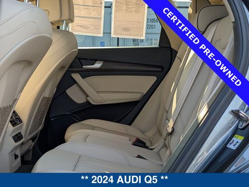 Used 2024 Audi Q5 2.0T Premium w/ Convenience Package AWD/4WD image 16