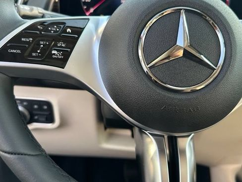 New 2026 Mercedes-Benz GLB 250 4MATIC image 19