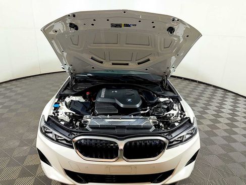 Certified 2025 BMW 330i xDrive 330i xDrive w/ M Sport Package image 32