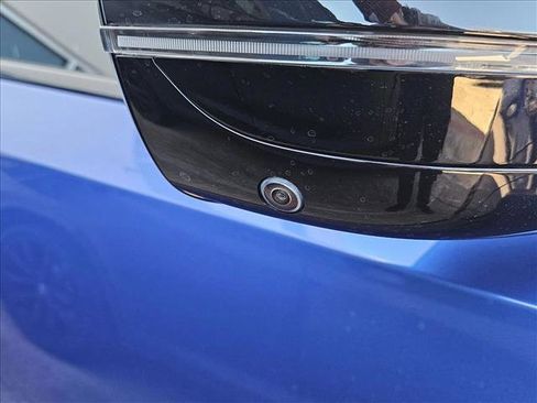 Used 2025 BMW M240i xDrive Coupe w/ Premium Package image 6