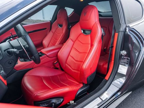 Used 2018 Maserati GranTurismo Sport RWD image 40