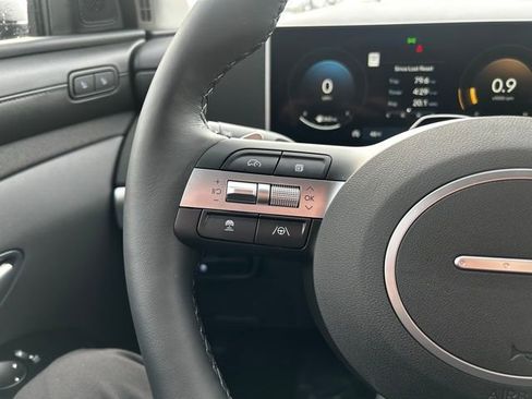 New 2026 Hyundai Tucson Limited image 18