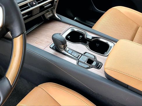 Used 2025 Lexus RX 350 Premium Plus w/ Accessory Package (Z1) FWD image 17