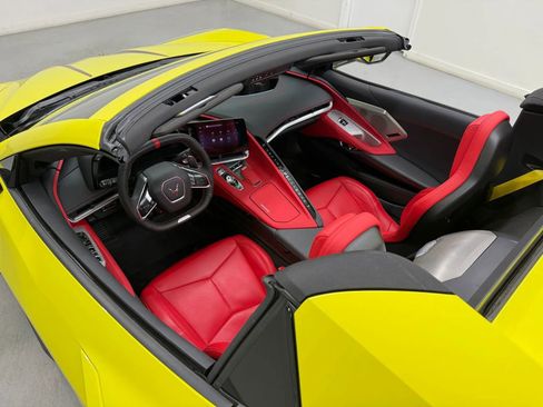 Used 2024 Chevrolet Corvette E-Ray w/ ZER Performance Package AWD/4WD image 14