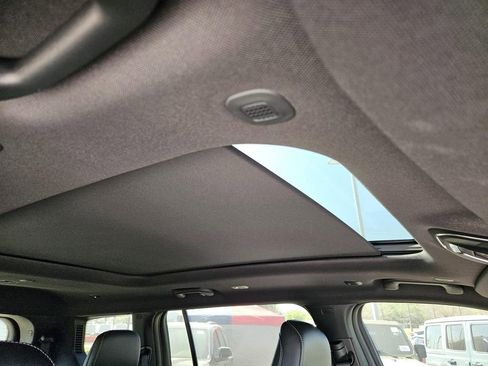 New 2025 Jeep Grand Cherokee L Limited image 8