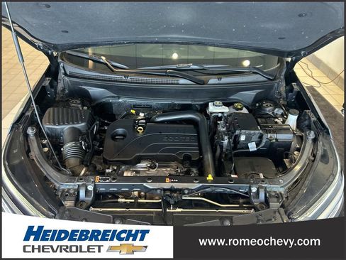 Certified 2023 Chevrolet Equinox LT image 9