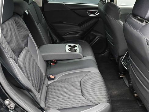 Used 2023 Subaru Forester Premium AWD/4WD image 45