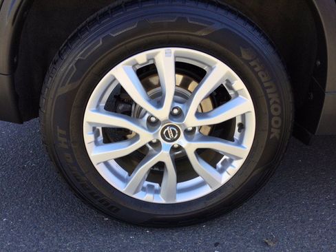 Used 2020 Nissan Rogue SV AWD/4WD image 44