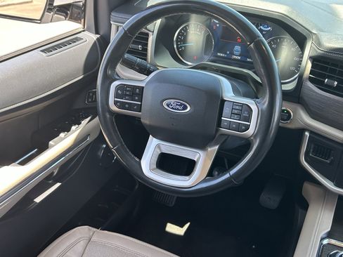 Used 2023 Ford Expedition Max Limited RWD image 18