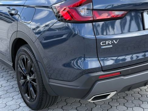 Used 2025 Honda CR-V Sport Touring image 10