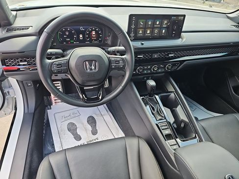 Used 2023 Honda Accord Sport image 19