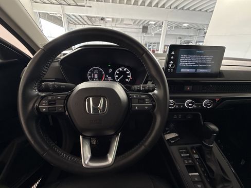 Used 2023 Honda CR-V EX-L image 16