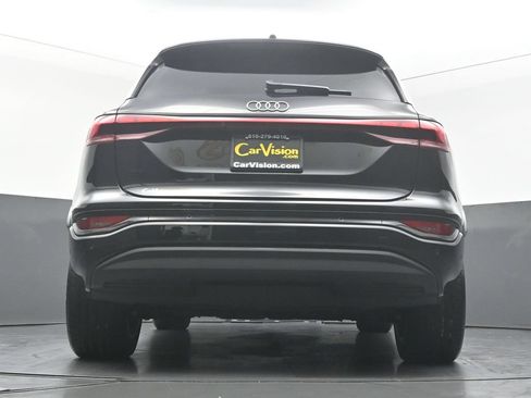 Used 2025 Audi Q6 e-tron Premium Plus w/ Premium Plus AWD/4WD image 45