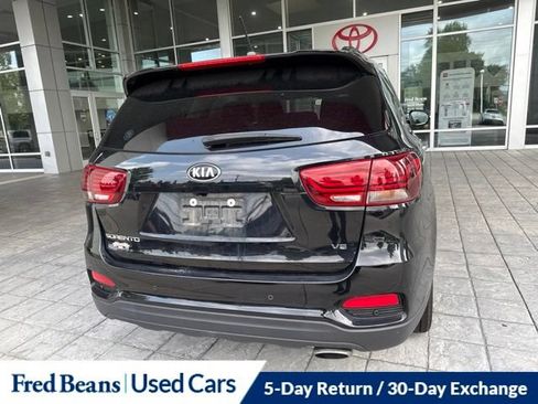 Used 2020 Kia Sorento S FWD image 10