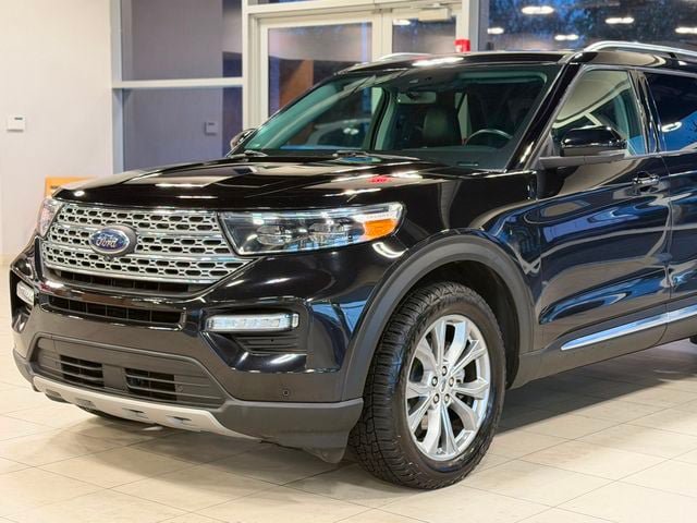 Used 2021 Ford Explorer Limited w/ Equipment Group 301A AWD/4WD image 3
