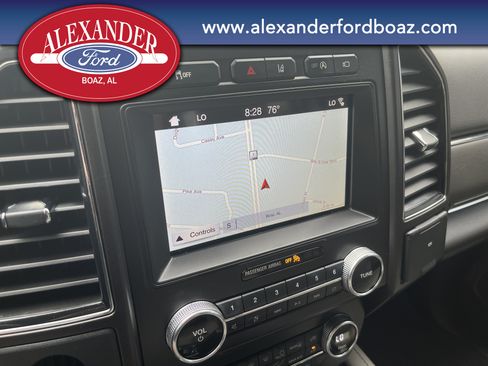 Used 2019 Ford Expedition Limited w/ Equipment Group 302A RWD image 26