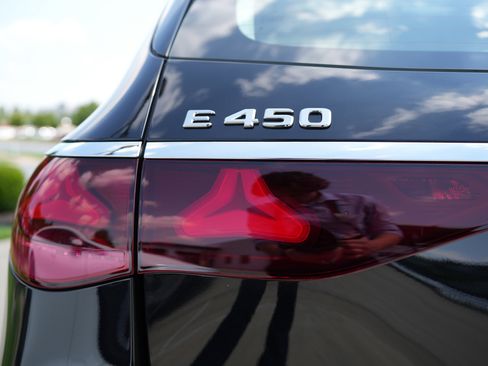 New 2025 Mercedes-Benz E 450 4MATIC All-Terrain Wagon image 16