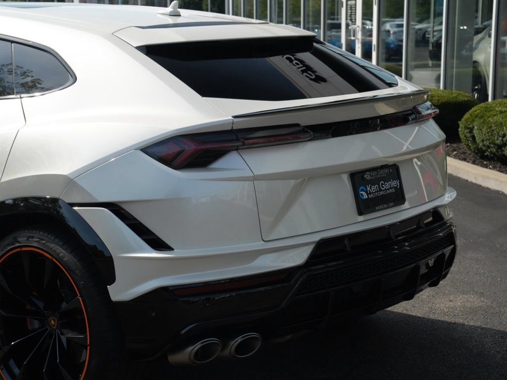 Used 2023 Lamborghini Urus S AWD/4WD image 21