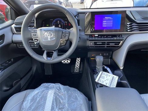 New 2026 Toyota Camry SE image 8