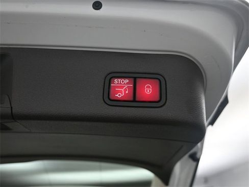 Used 2018 Mercedes-Benz GLE 350 image 33