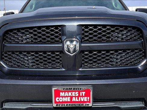 Used 2017 RAM 1500 Express image 30