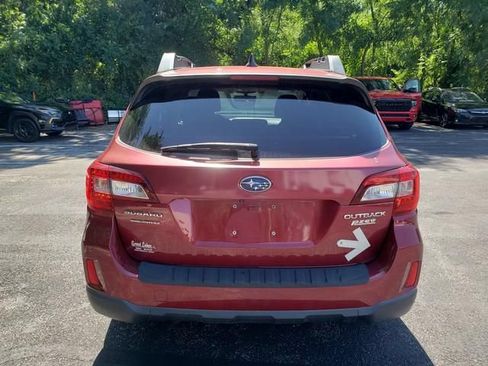 Used 2017 Subaru Outback 2.5i Premium AWD/4WD image 4