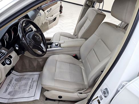 Used 2016 Mercedes-Benz E 350 Sedan image 21