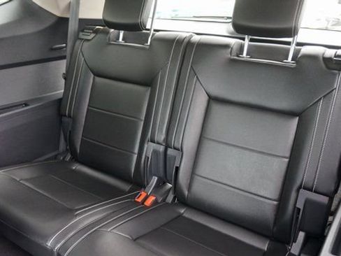 Certified 2023 Volkswagen Atlas SE w/ Panoramic Sunroof Package image 43