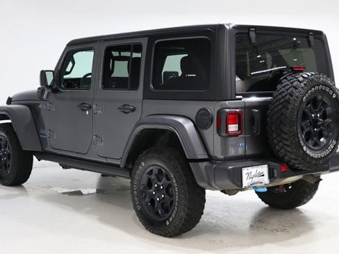 Used 2023 Jeep Wrangler Unlimited w/ Cold Weather Group AWD/4WD image 6
