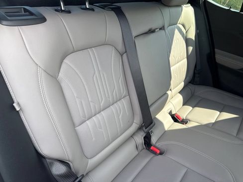 Used 2025 Buick Envista Avenir FWD image 13