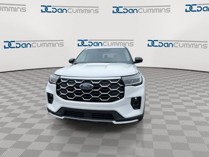 New 2026 Ford Explorer Platinum w/ LUX Leather Package
