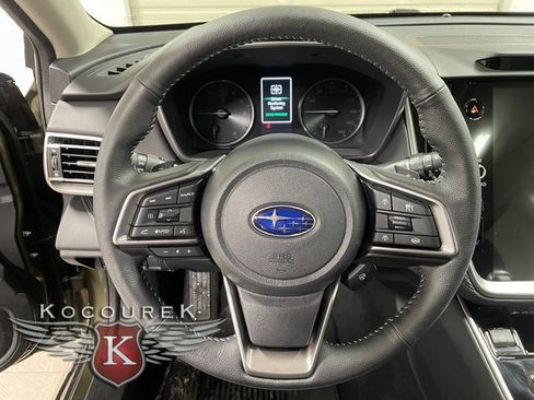 Used 2025 Subaru Outback Limited image 14
