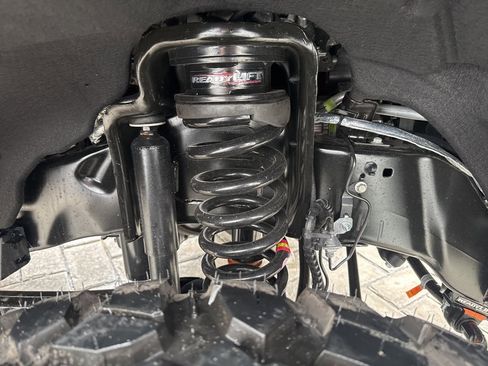 Used 2026 Ford F450 Platinum w/ FX4 Off-Road Package image 4