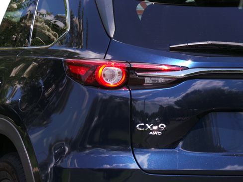 Certified 2023 MAZDA CX-9 Touring AWD/4WD image 19