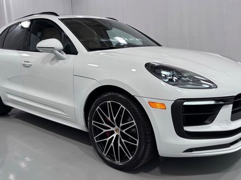 Used 2024 Porsche Macan S AWD/4WD image 4