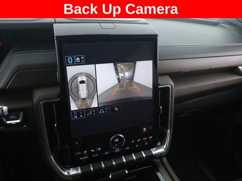 Used 2026 GMC Yukon XL Denali Ultimate AWD/4WD image 28