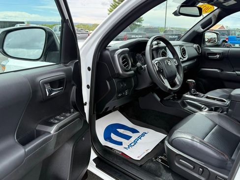 Used 2023 Toyota Tacoma TRD Pro image 15