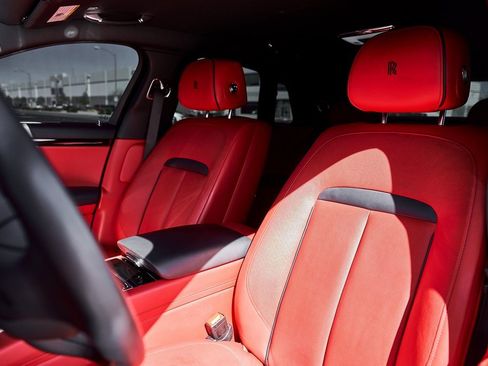 Used 2022 Rolls-Royce Ghost w/ Ghost Package image 52