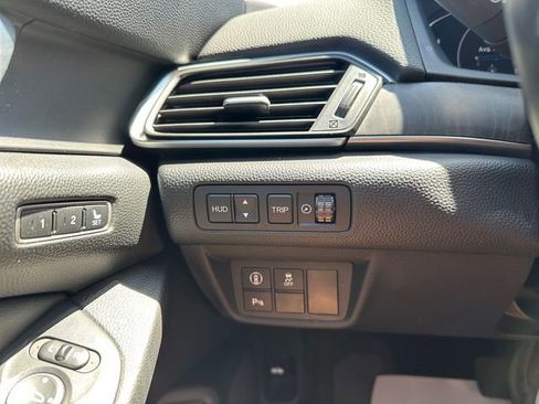 Used 2018 Honda Accord Touring image 21