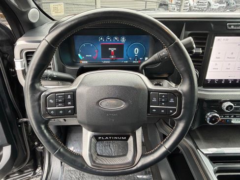 Used 2024 Ford F450 Platinum w/ FX4 Off-Road Package AWD/4WD image 16