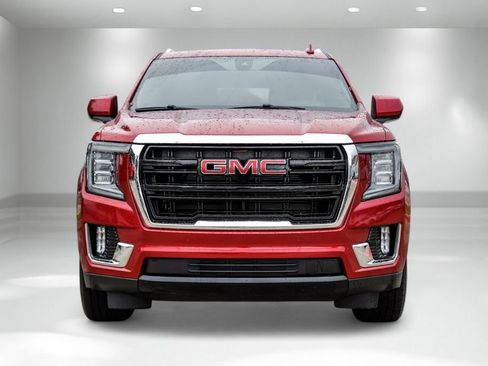 Used 2022 GMC Yukon XL SLE image 4