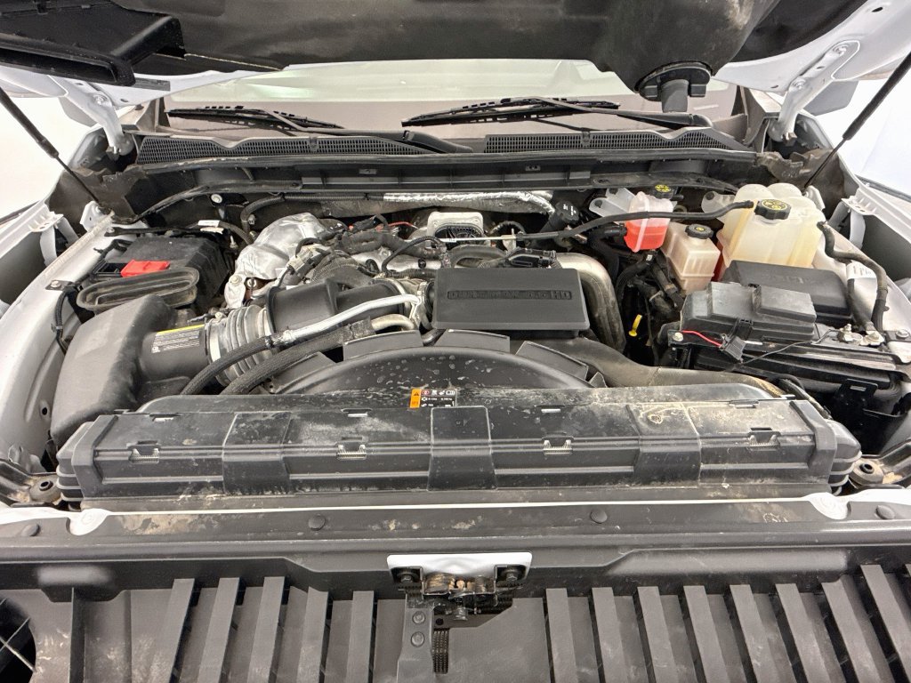 Used 2024 GMC Sierra 3500 Denali Ultimate AWD/4WD image 32