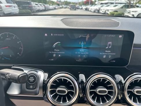 Certified 2021 Mercedes-Benz GLB 250 4MATIC image 15