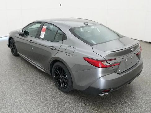 New 2026 Toyota Camry SE image 5