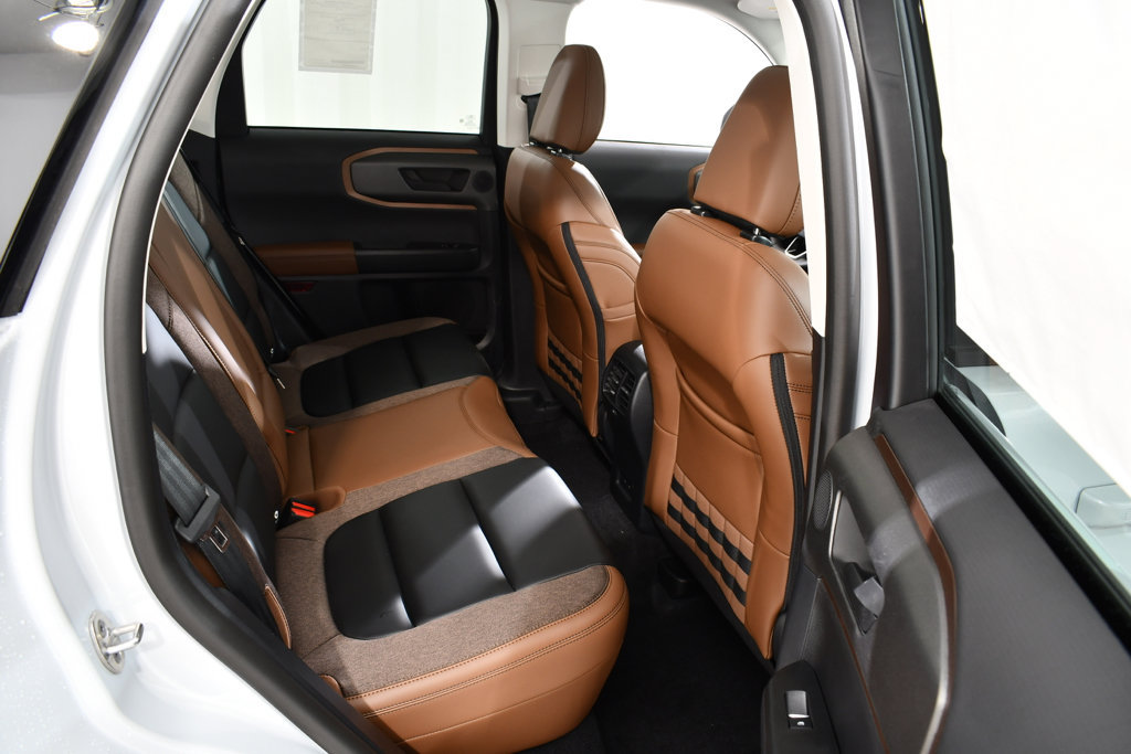 New 2026 Ford Bronco Sport Outer Banks w/ Outer Banks Tech Package+ AWD/4WD image 19